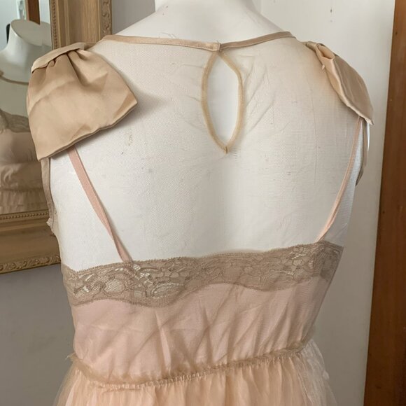 Tulle in Pink - Picture 5 of 5